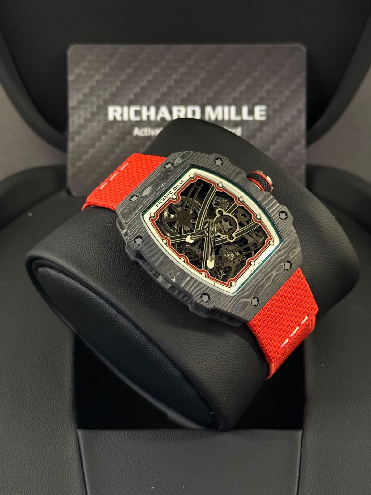Richard mille Carbon - Red Sport Edition — Textile technique rouge haute résistance